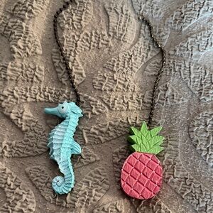 Fan Pulls Set - Pink Pineapple & Light Blue Seahorse